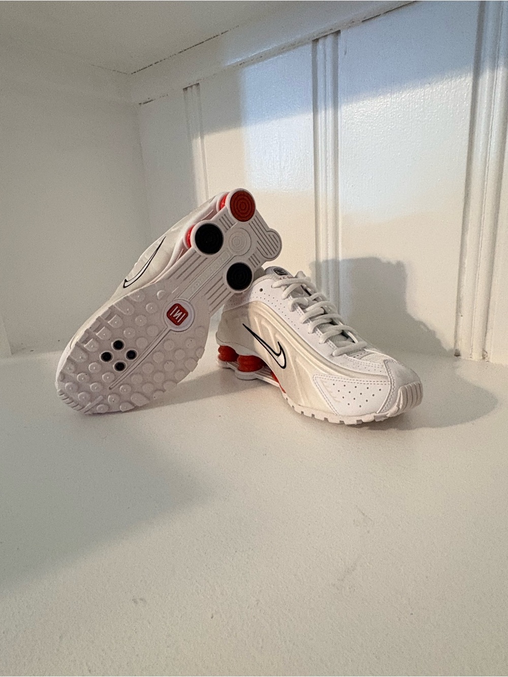 Nike White Shox Low-Top Sneakers - Picture 3 of 5
